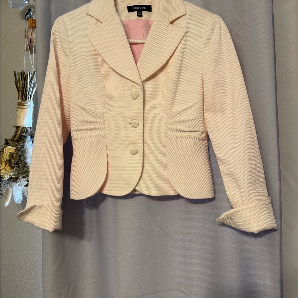 Prague Classy Women's Light Pink Textured Blazer